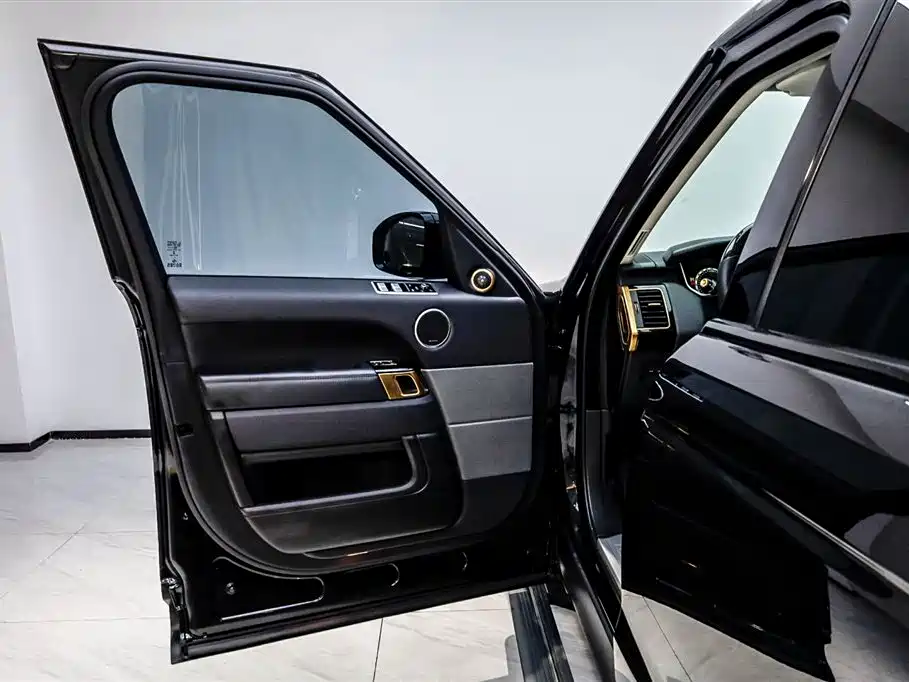 Land Rover Range Rover Sport 2017 3.0 SC V6 HSE фото 8