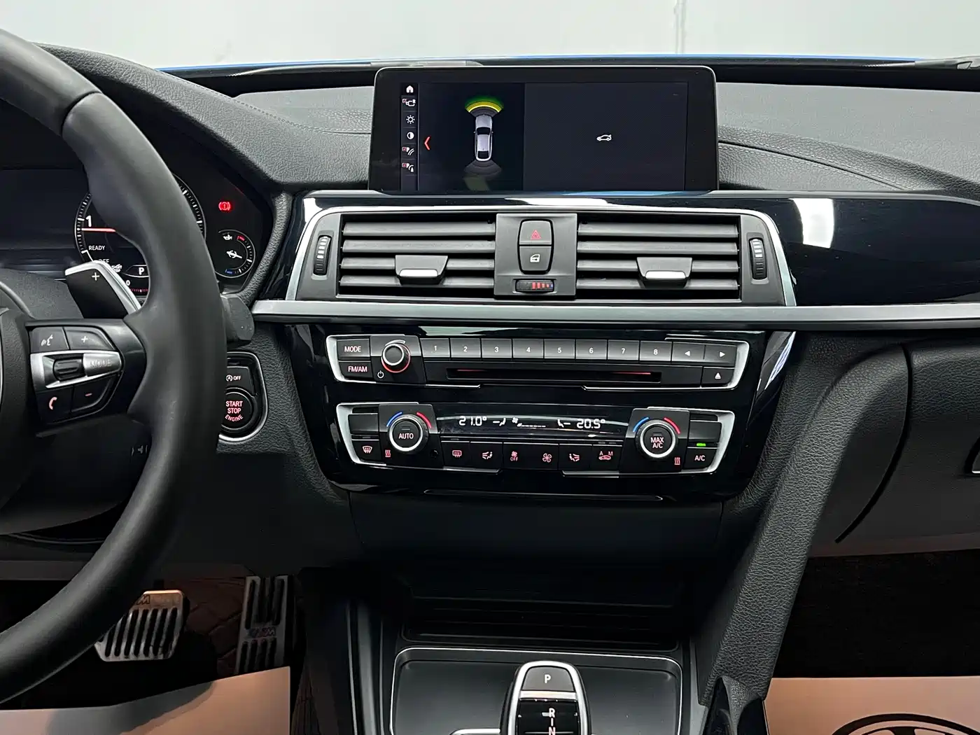 BMW 3 Series GT 2019 320i M Sport Black Night Edition фото 39