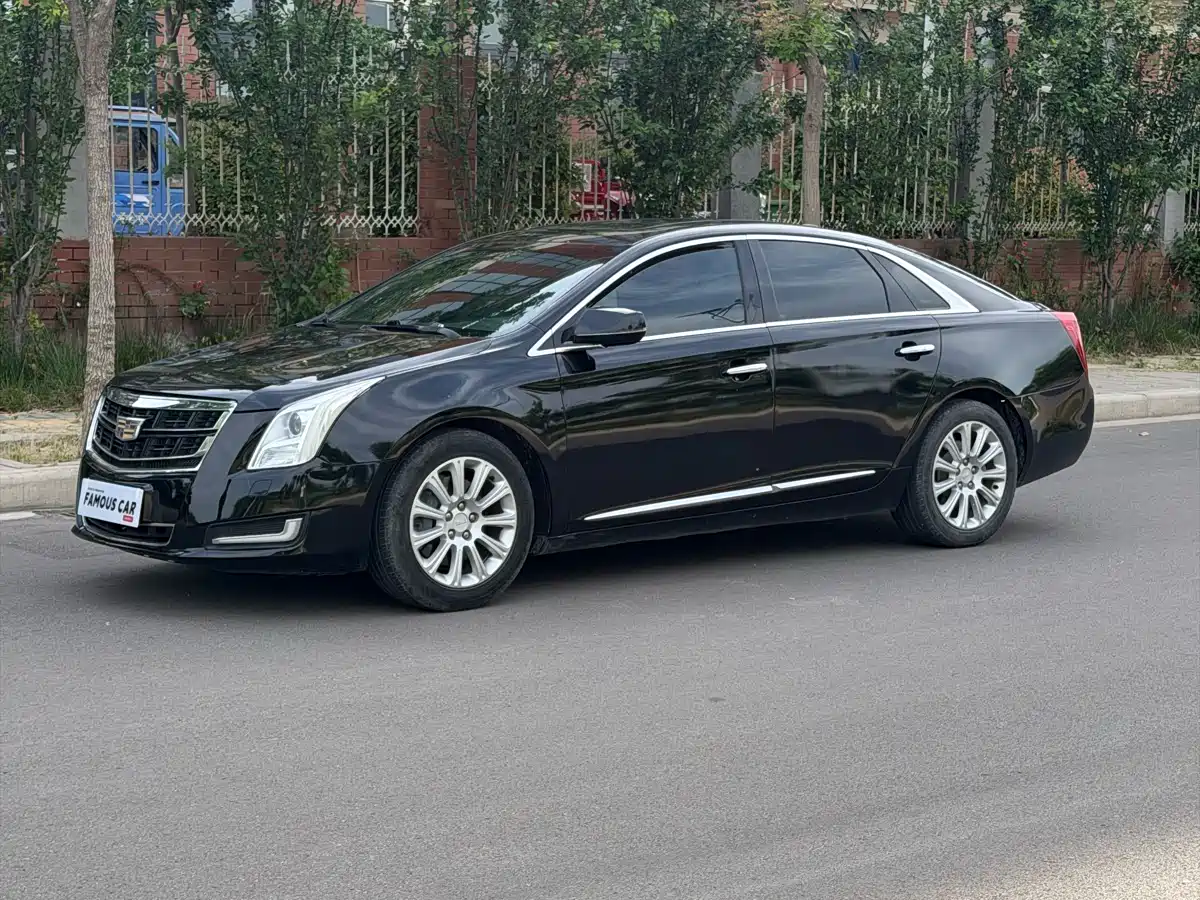 Cadillac XTS 2017 28T Technology