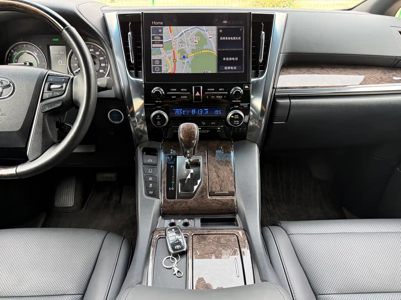 Toyota Alphard 2021 Hybrid 2.5L Premium фото 7