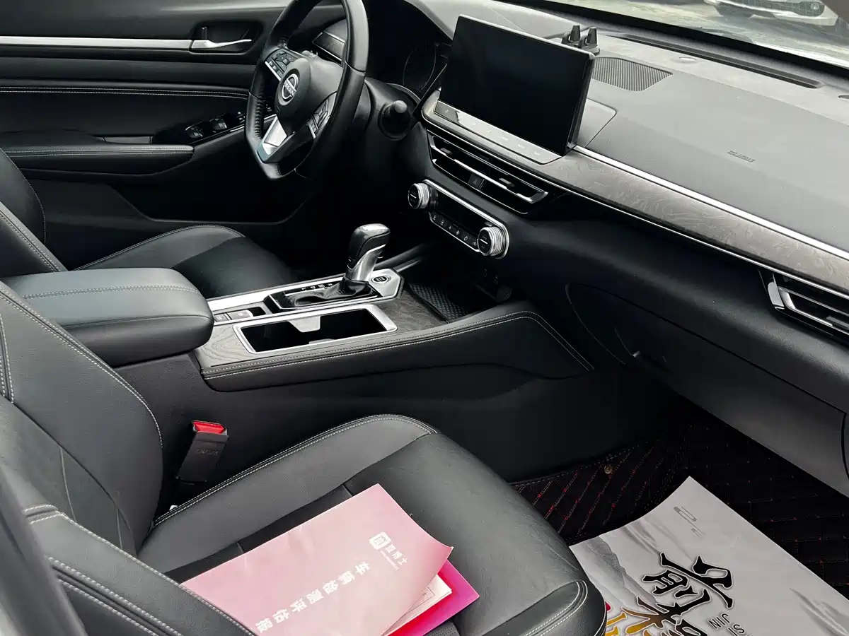 Фото 8 - Nissan Teana