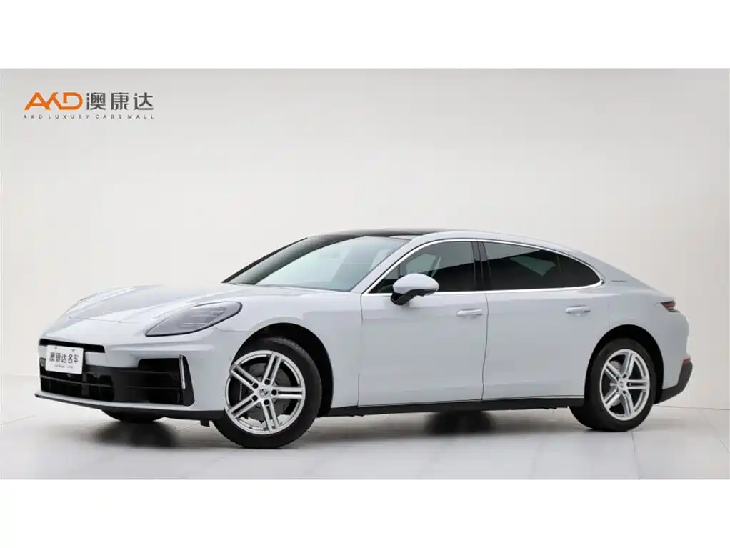 2026 Porsche Panamera