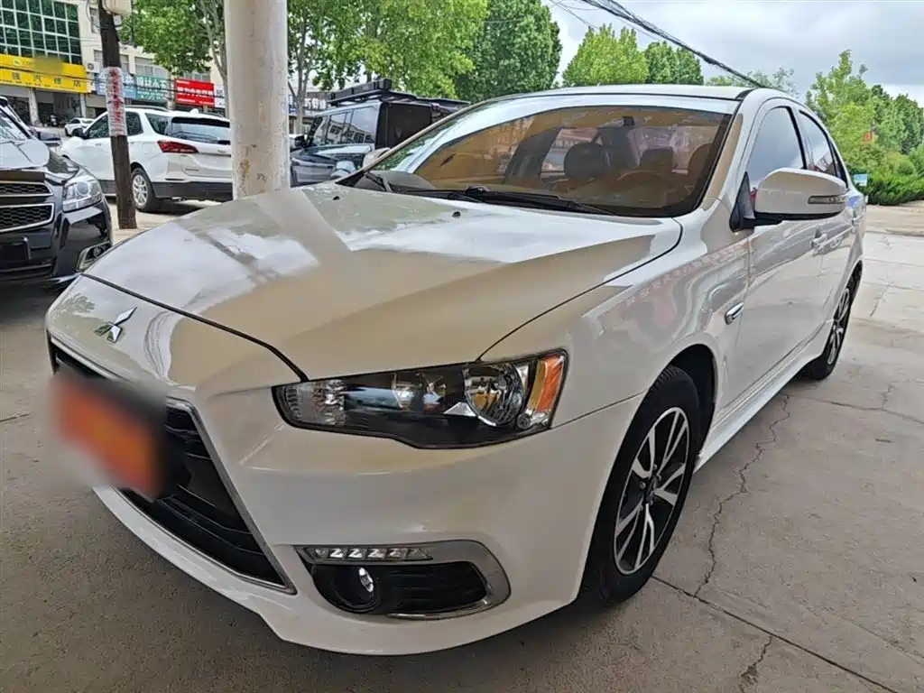 Mitsubishi Lancer EX 2015 1.8L Manual Premium (China IV) фото 2