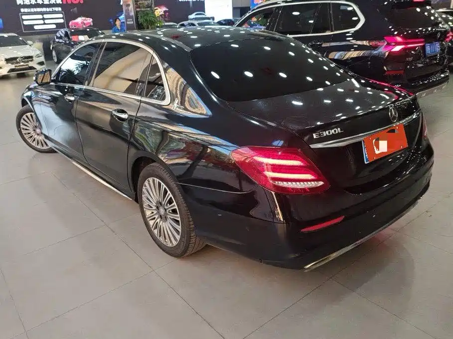 Mercedes-Benz E-Class 2019 E 200 L Sport фото 3