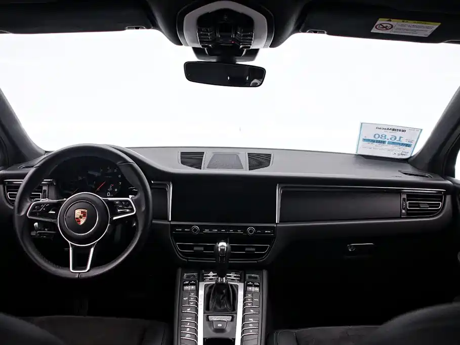 Porsche Macan 2018 Macan 2.0T фото 5