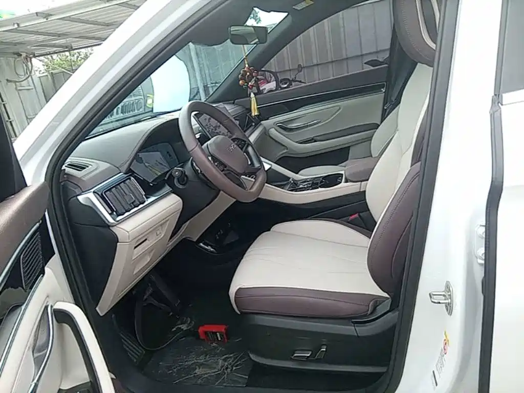 BYD Song PLUS PHEV 2025 2025 DM-i Smart Drive Edition 112KM Noble