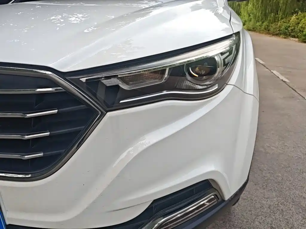 Besturn X40 2020 2019 1.6L Automatic Luxury China VI