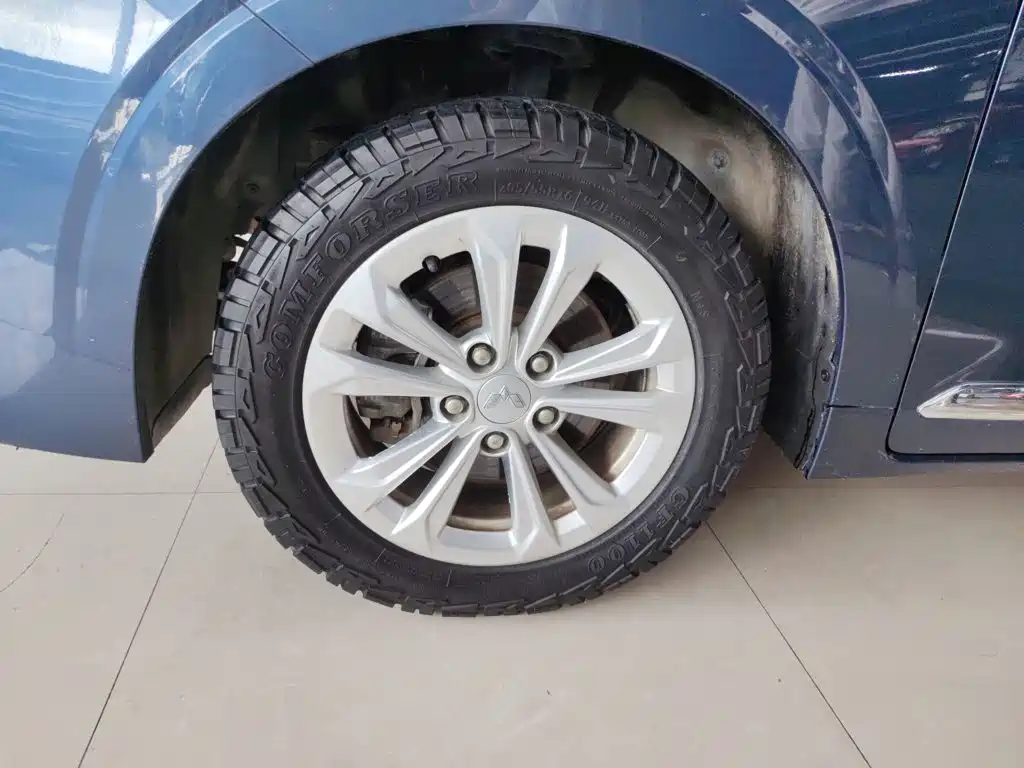 Wuling Motors Wuling Jiachen 2023 2022 1.5T CVT Smart Luxury