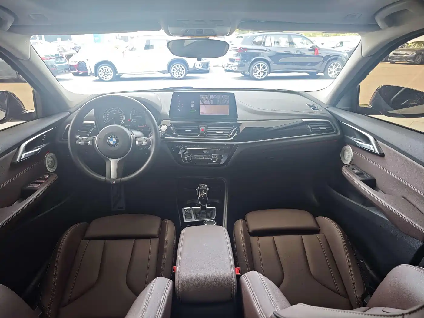 BMW 1 Series 2023 125i M Sport Shadow Edition фото 11
