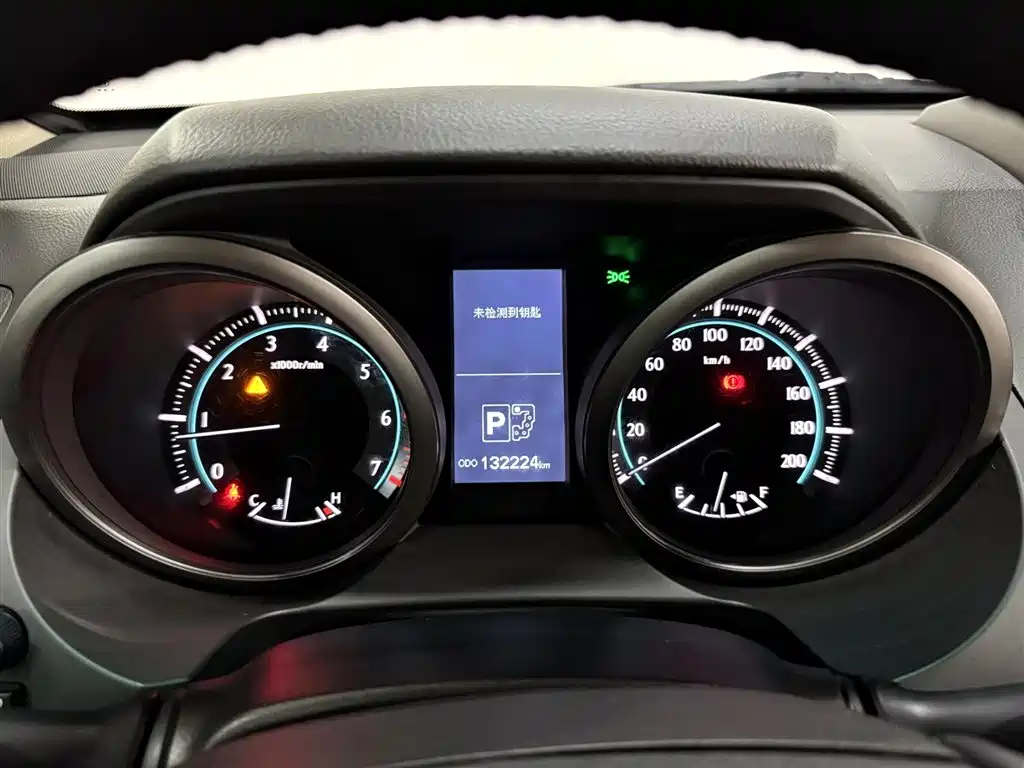 Toyota Prado 2010 4.0L Automatic TX-L фото 27