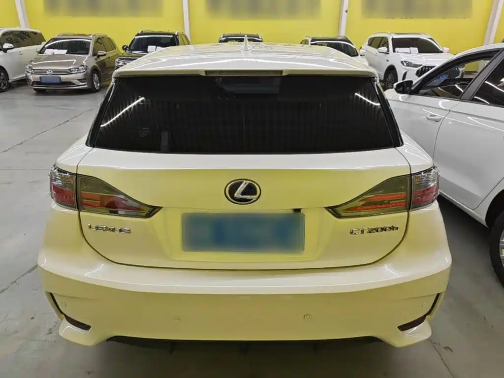 Lexus CT 2017 2014 CT200h Elite Monochrome