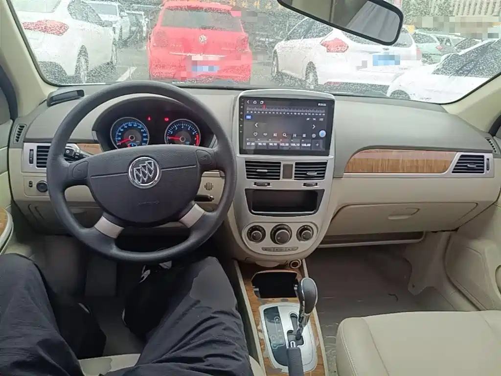 Buick Excelle 2015 1.5L Automatic Classic фото 10