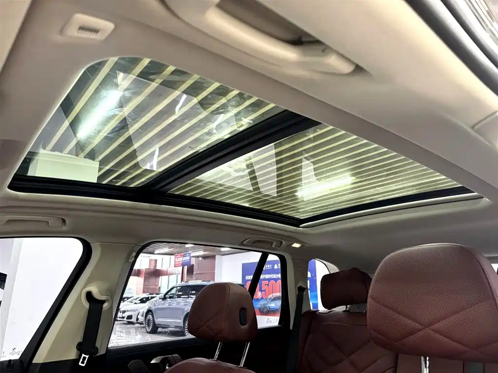 BMW X5 2023 xDrive 30Li Premium M Sport Package фото 19