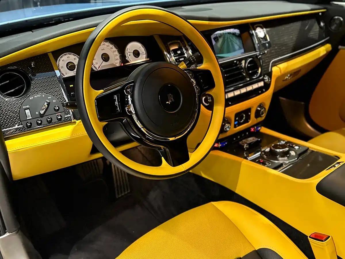 Rolls-Royce Wraith 2018 6.6T Black Badge фото 11