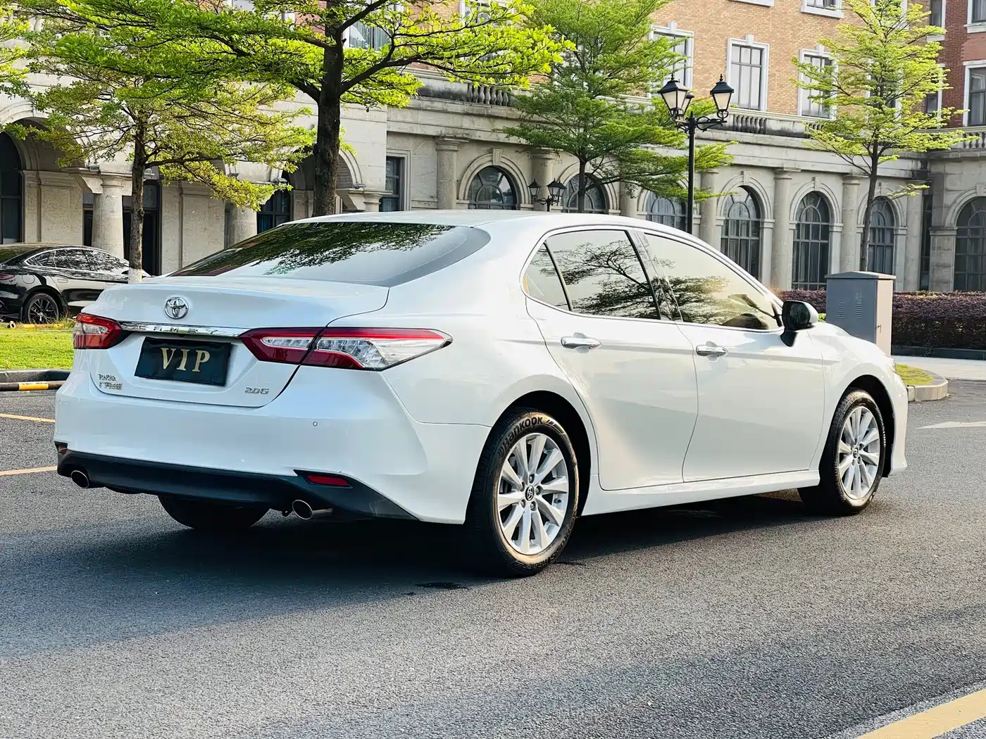 Toyota Camry 2018 2.0G Luxury Edition фото 9