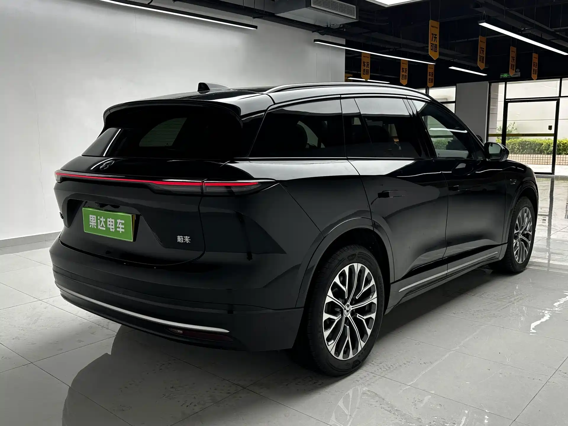 Фото 4 - NIO ES6