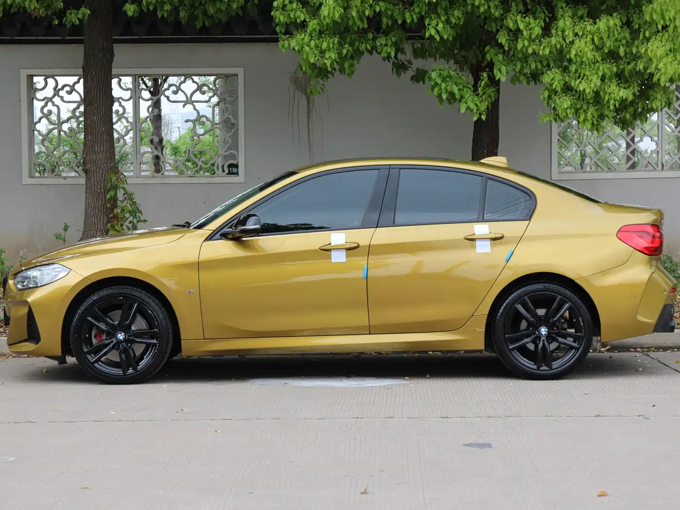 BMW 1 Series 2021 Facelift 125i M Sport Shadow Edition фото 4