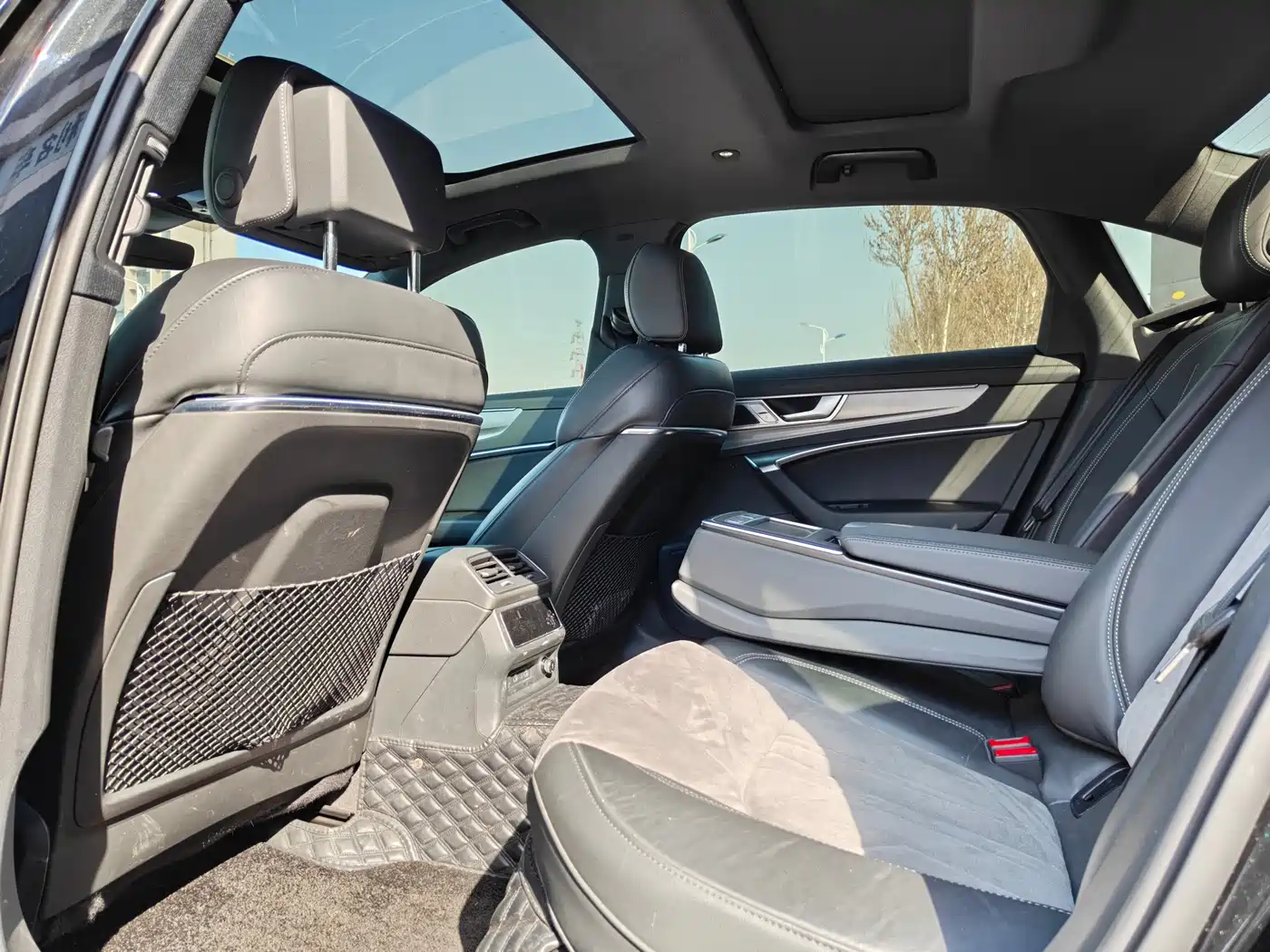 Audi A6L 2023 45 TFSI Premium Selection Dynamic фото 9