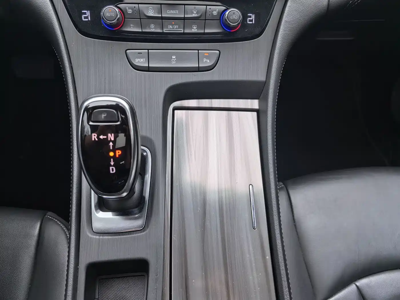 Buick LaCrosse 2019 28T Luxury Edition фото 8
