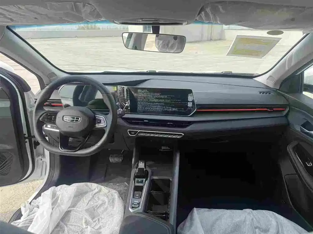 Geely Binrui 2026 2024 Binrui COOL 1.5T DCT Soaring Dragon Edition