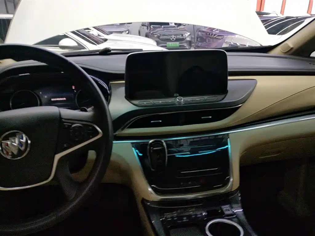 BUICK GL8