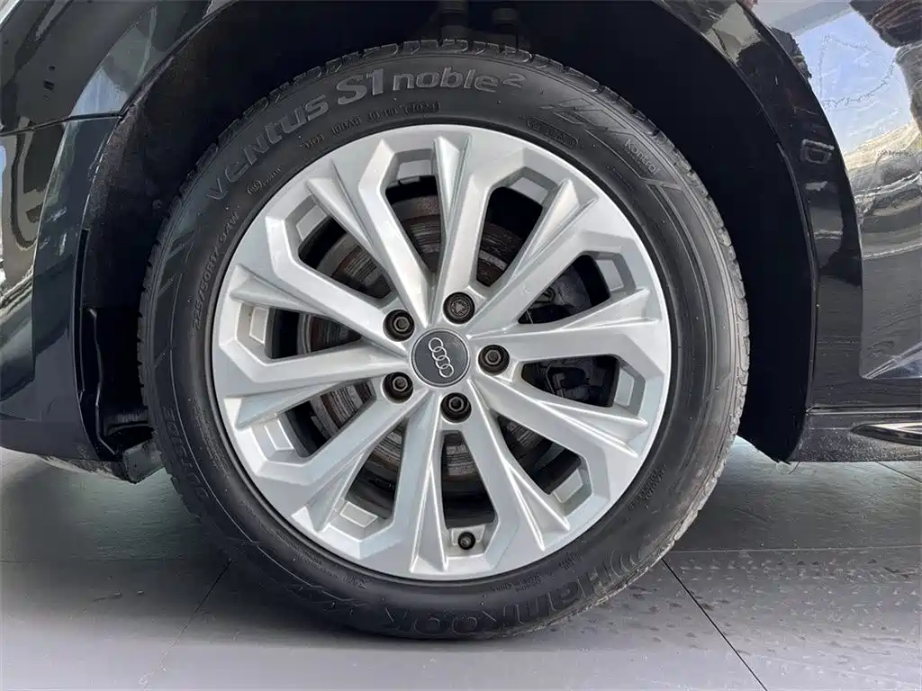 Audi A4L 2019 40 TFSI Progressive (China VI) фото 13