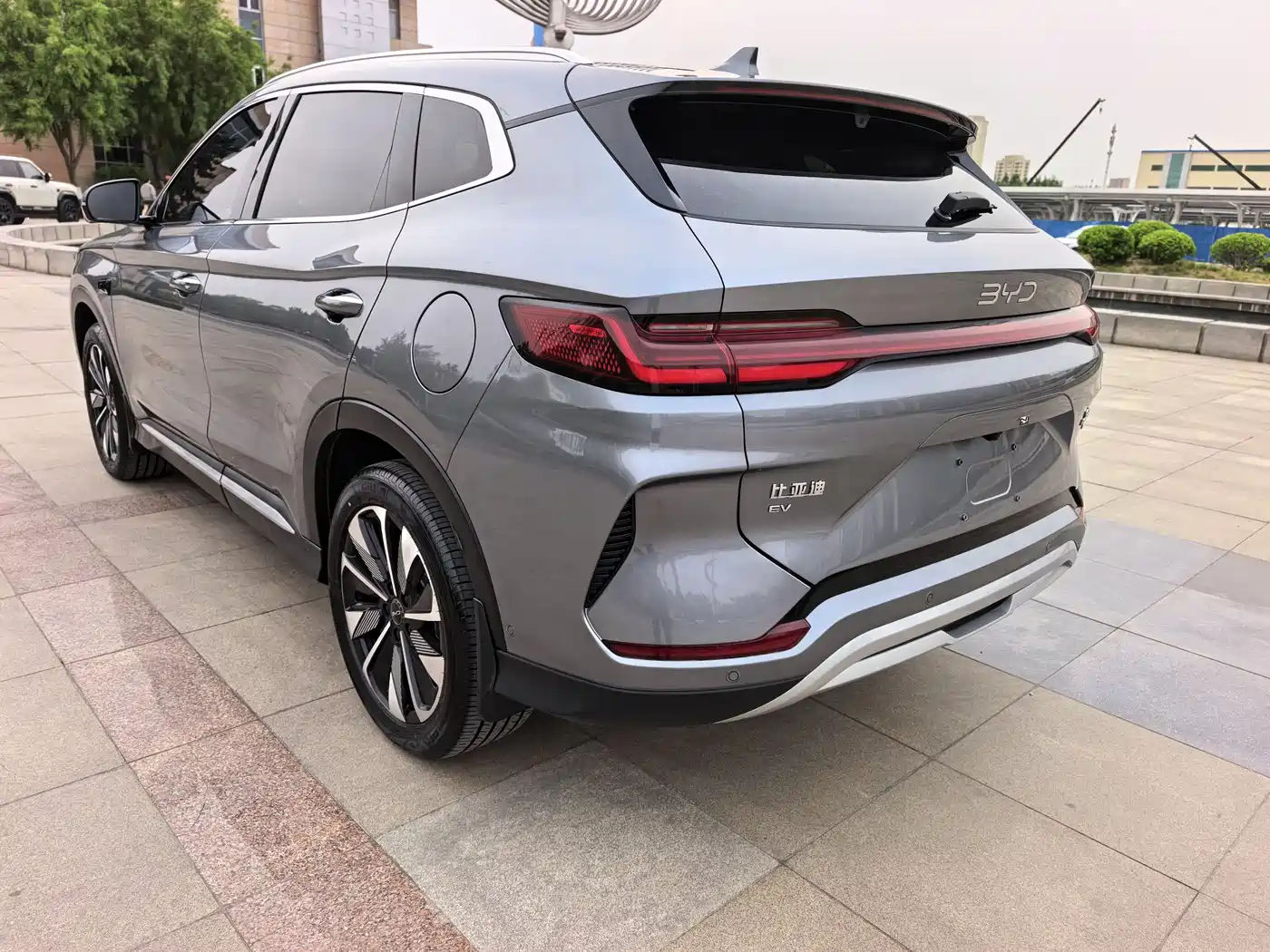 BYD Song PLUS PHEV 2025 EV 520km Luxury фото 4