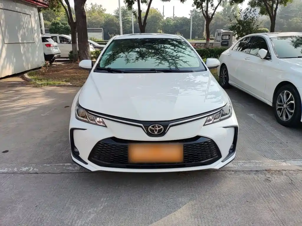 Photo 3 - Toyota Corolla