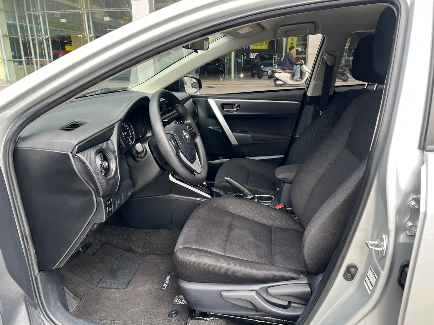 Toyota Levin 2019 Hybrid 1.8H E-CVT Tech Edition China VI фото 8