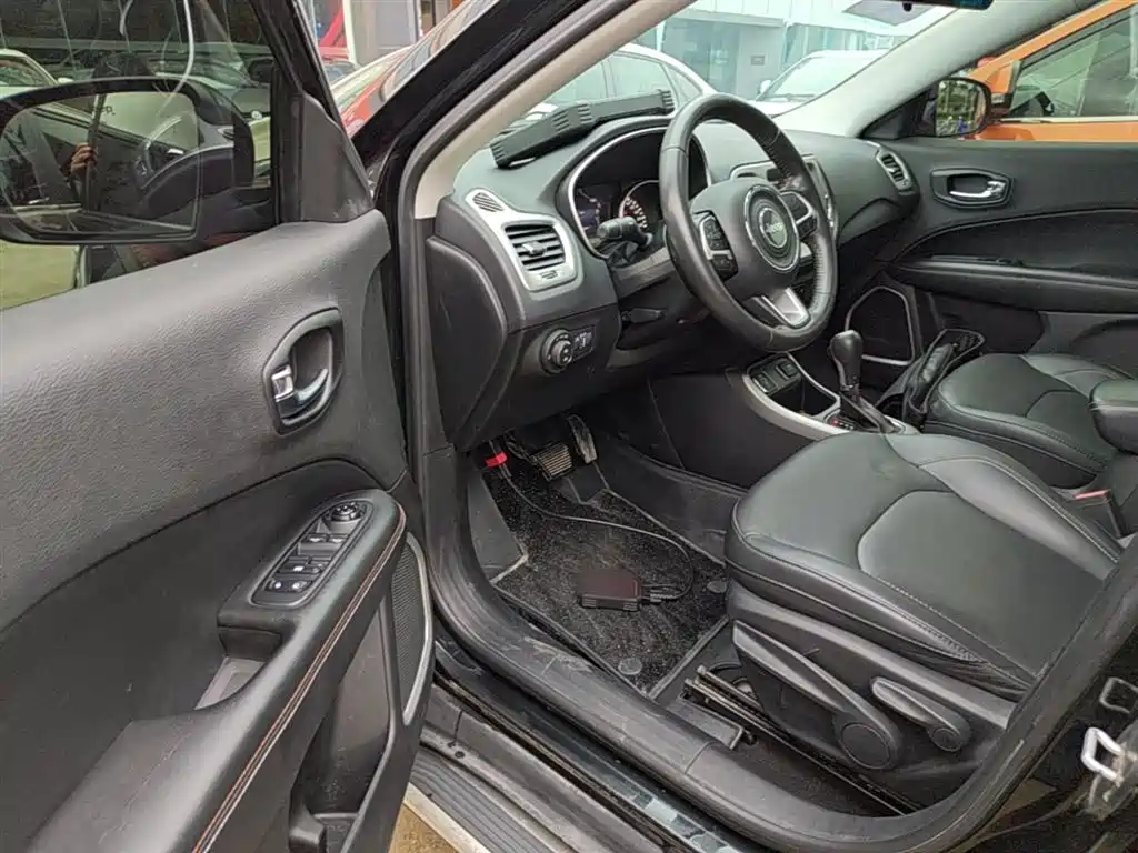 Jeep Compass 2019 2017 200T Automatic Family Edition
