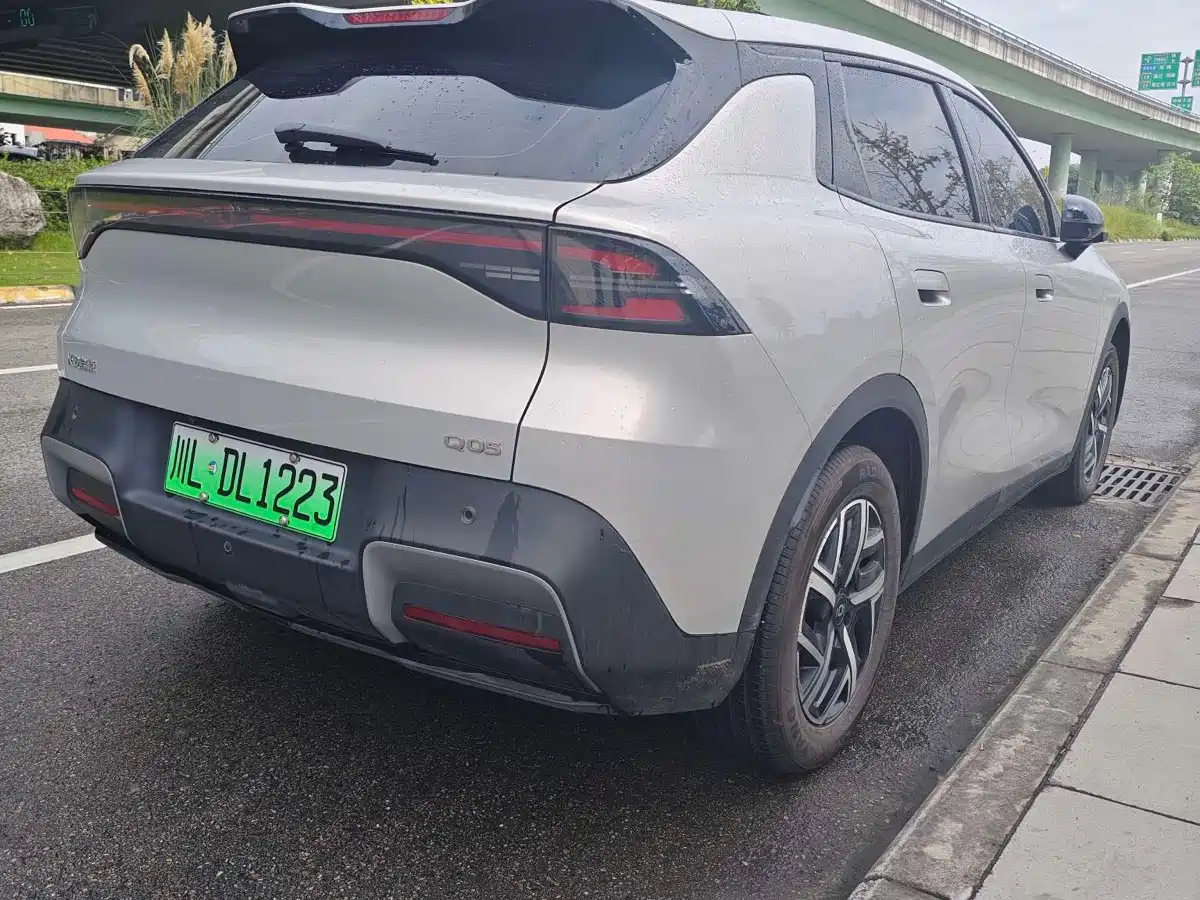 صورة 5 - Changan Qiyuan Q05