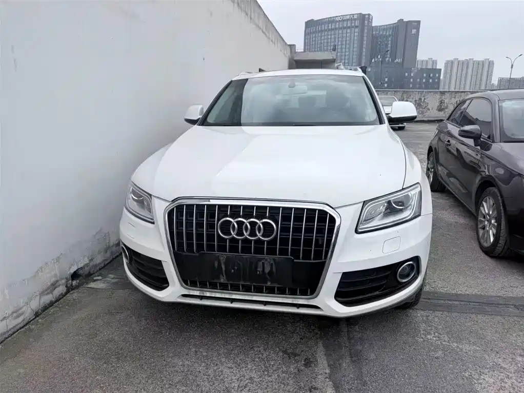 Audi Q5 2015 40 TFSI Progressive фото 2