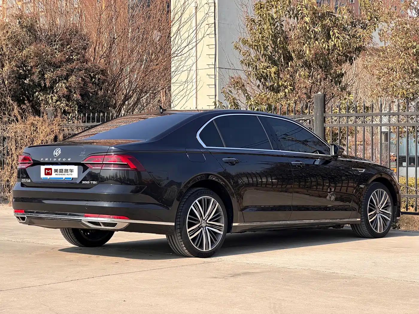 Volkswagen Phideon 2018 380TSI 2WD Business Edition фото 9