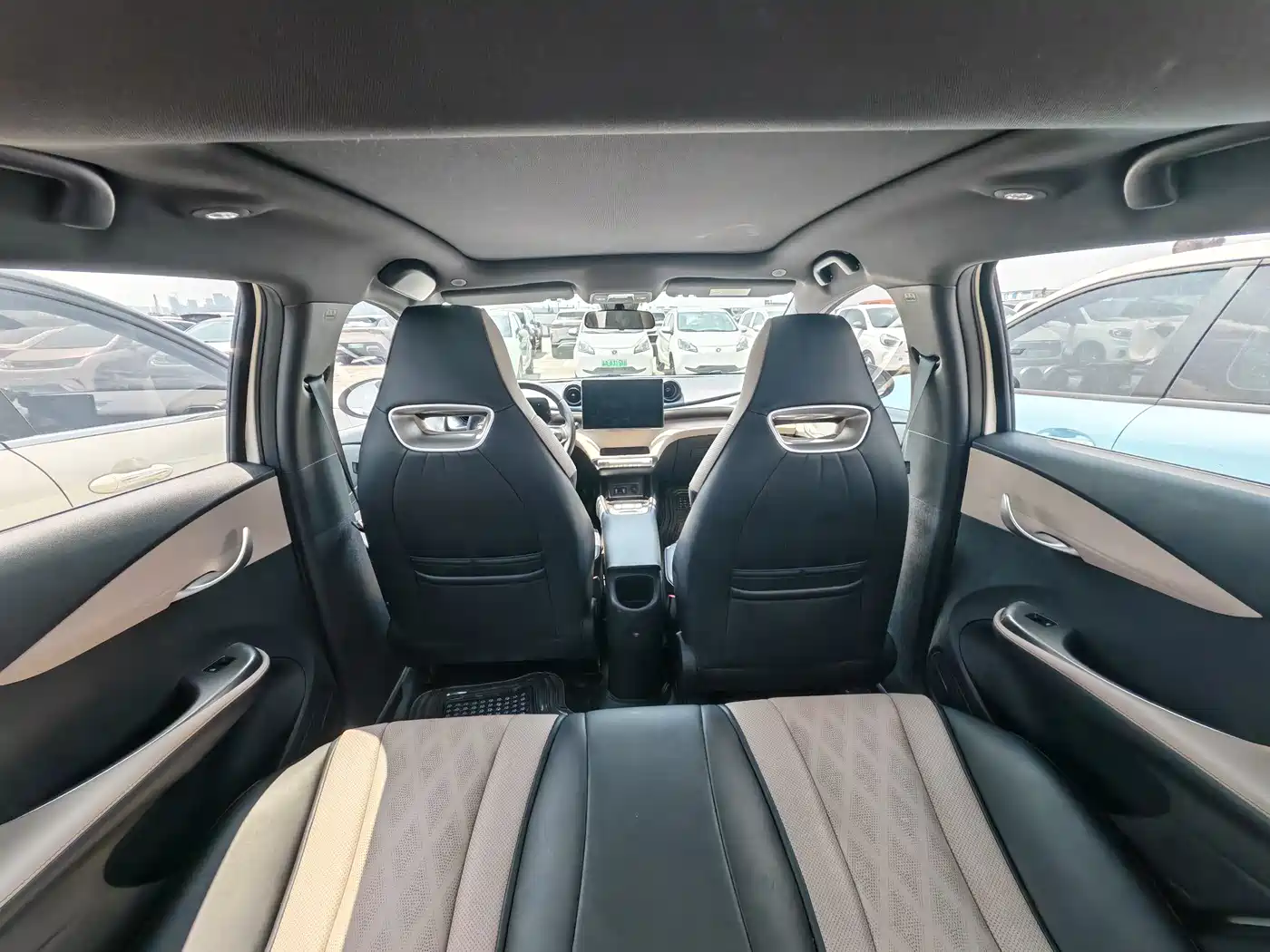 BYD Dolphin 2023 420km Fashion Edition фото 15