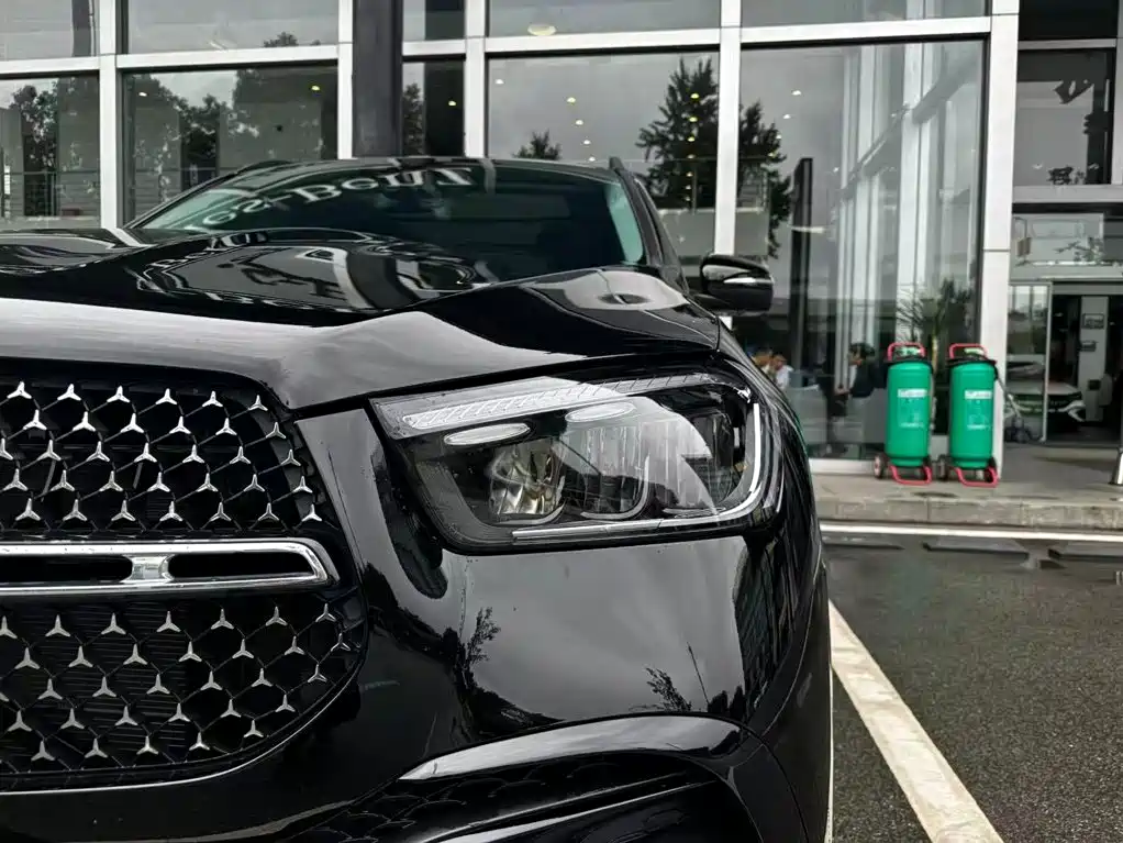 Photo 10 - Mercedes-Benz GLE