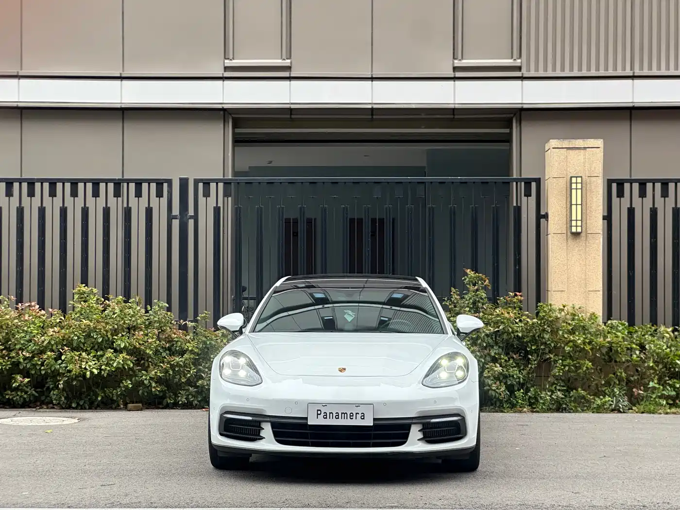 Porsche Panamera 2019 Panamera 2.9T фото 2