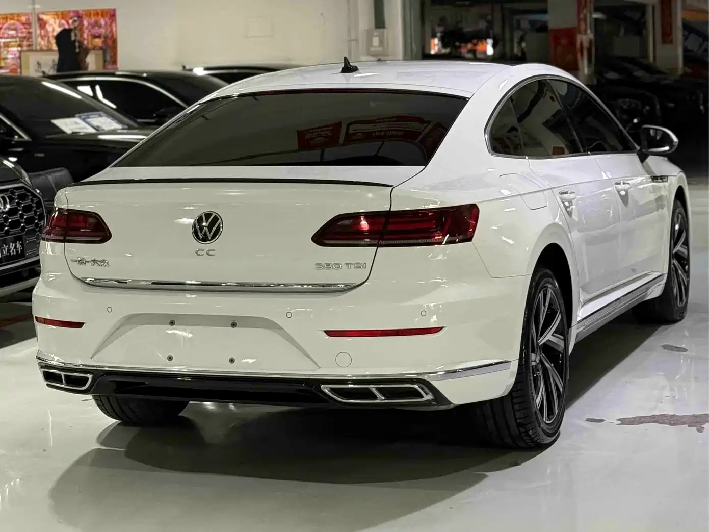 Volkswagen FAW-Volkswagen CC 2023 330TSI Dazzle Edition фото 8
