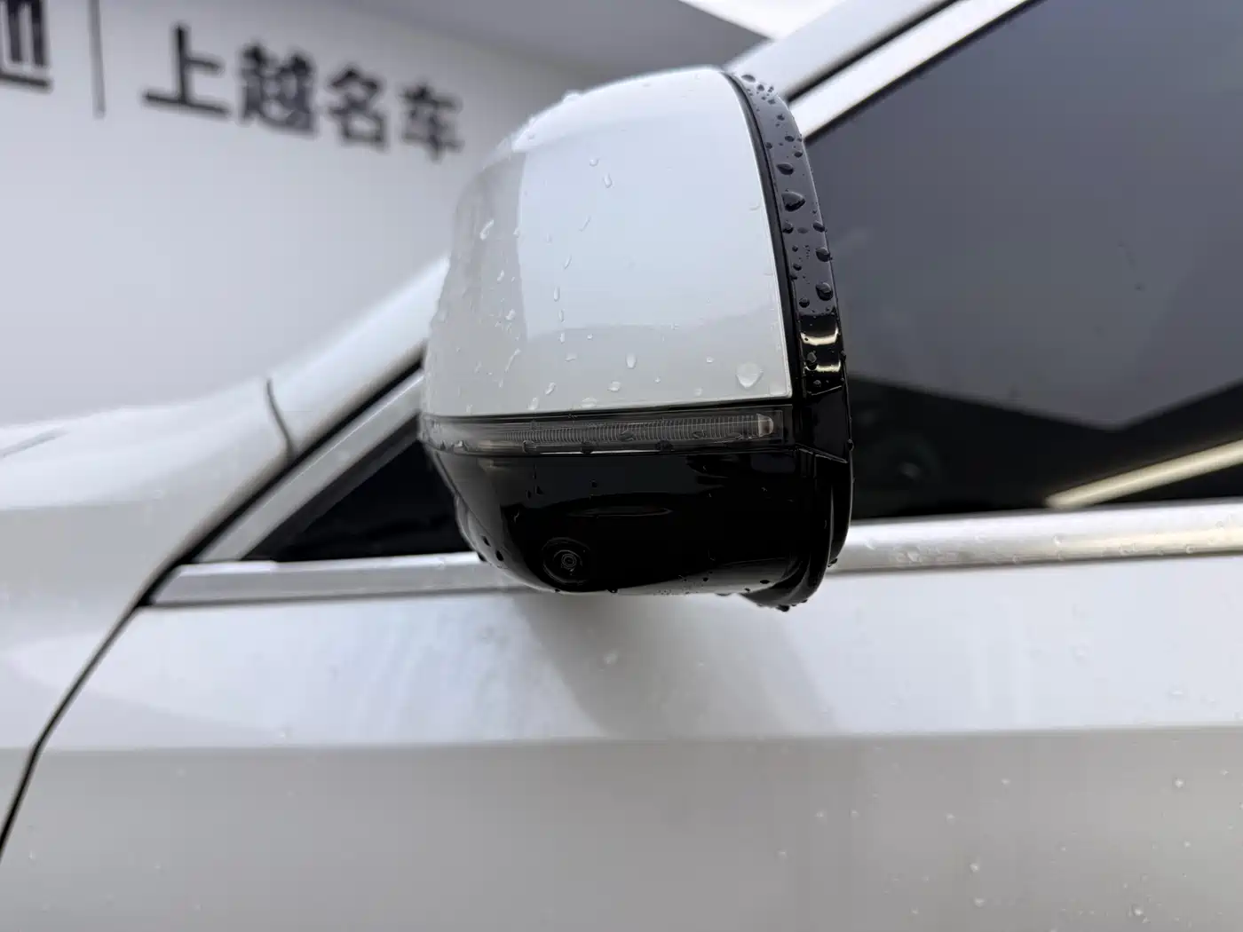 BMW X6 2023 xDrive30i M Sport Package фото 24