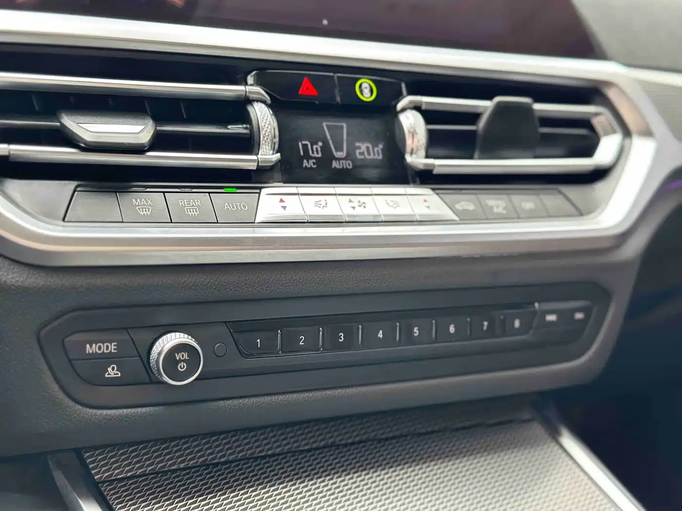 Photo 12 - BMW 3 Series