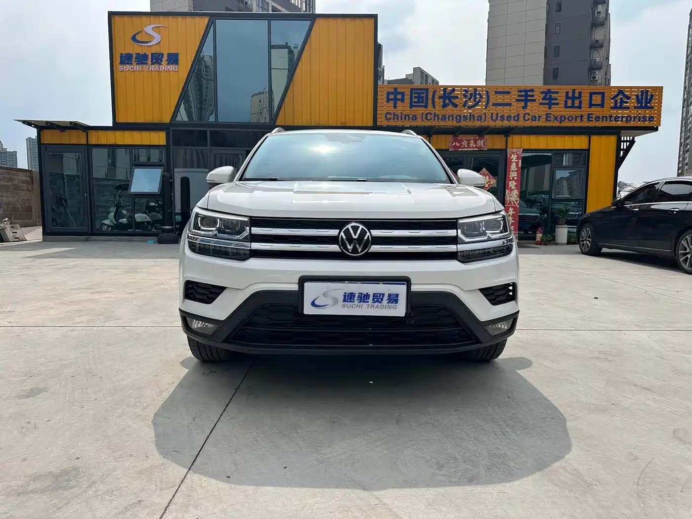 Volkswagen Tharu 2022 280TSI FWD Luxury Edition фото 2