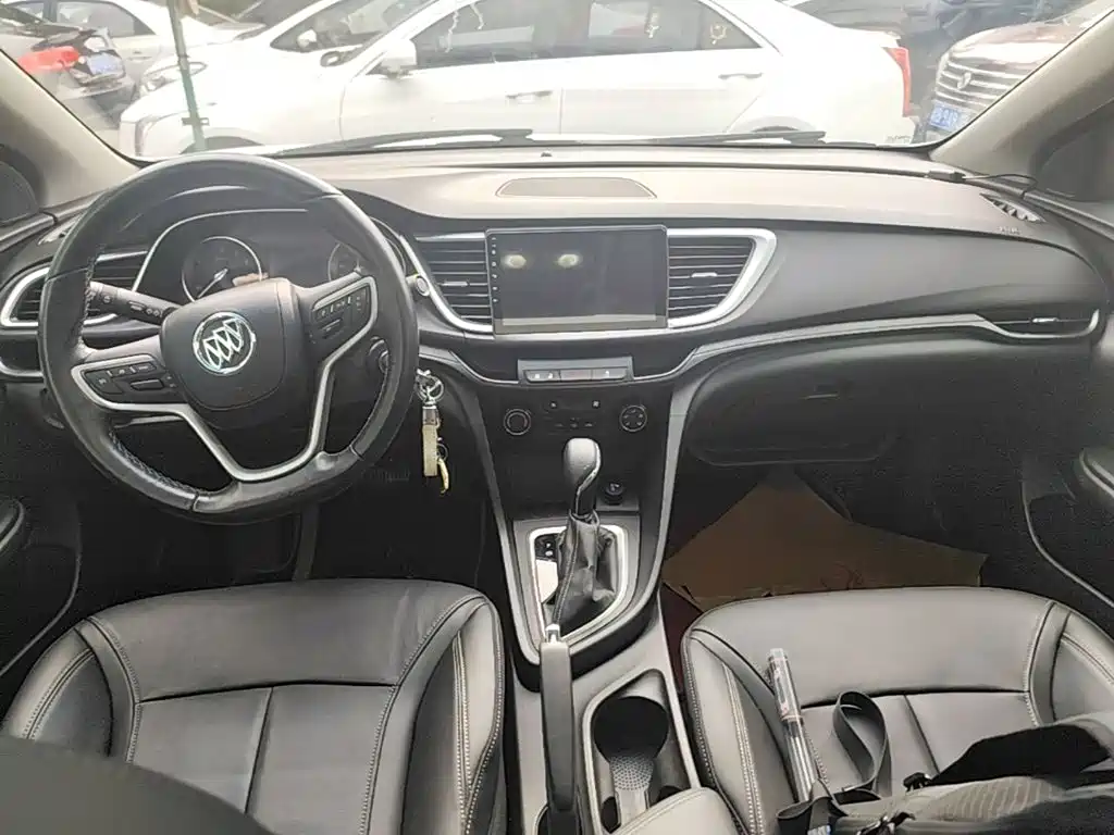 Фото 10 - Buick Excelle
