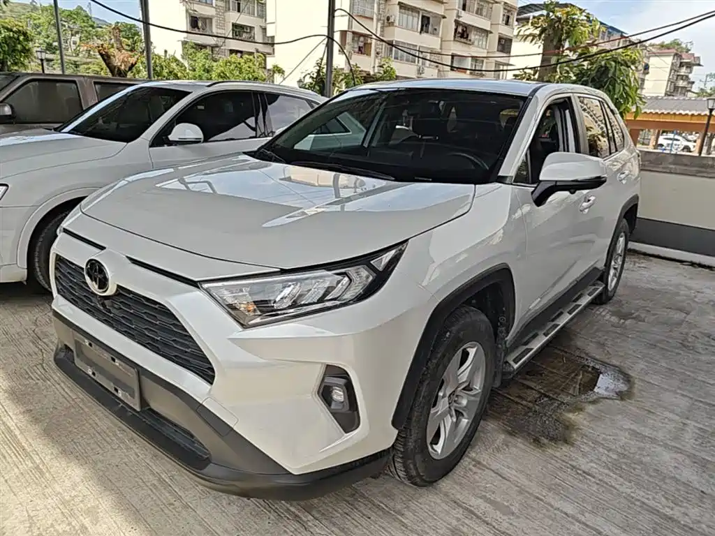 Toyota RAV4 Rongfang 2023 2.0L CVT 2WD Urban Edition