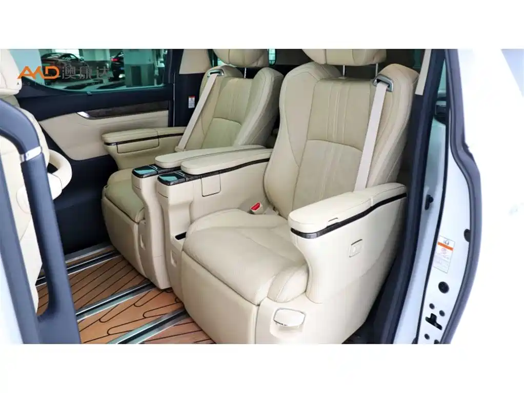 Toyota Vellfire 2020 Hybrid 2.5L Black Gold Limited Edition фото 7