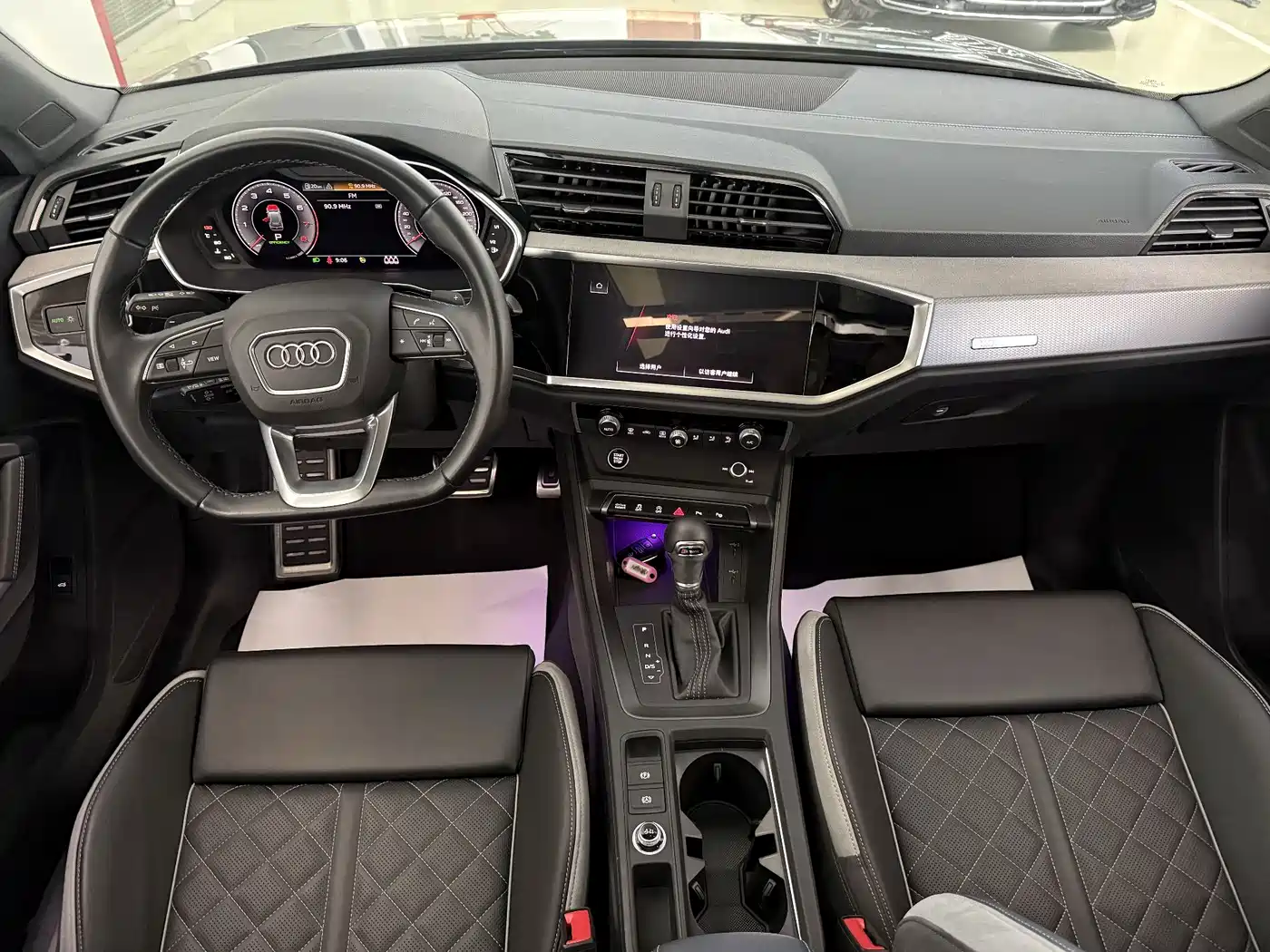 Фото 6 - Audi Q3