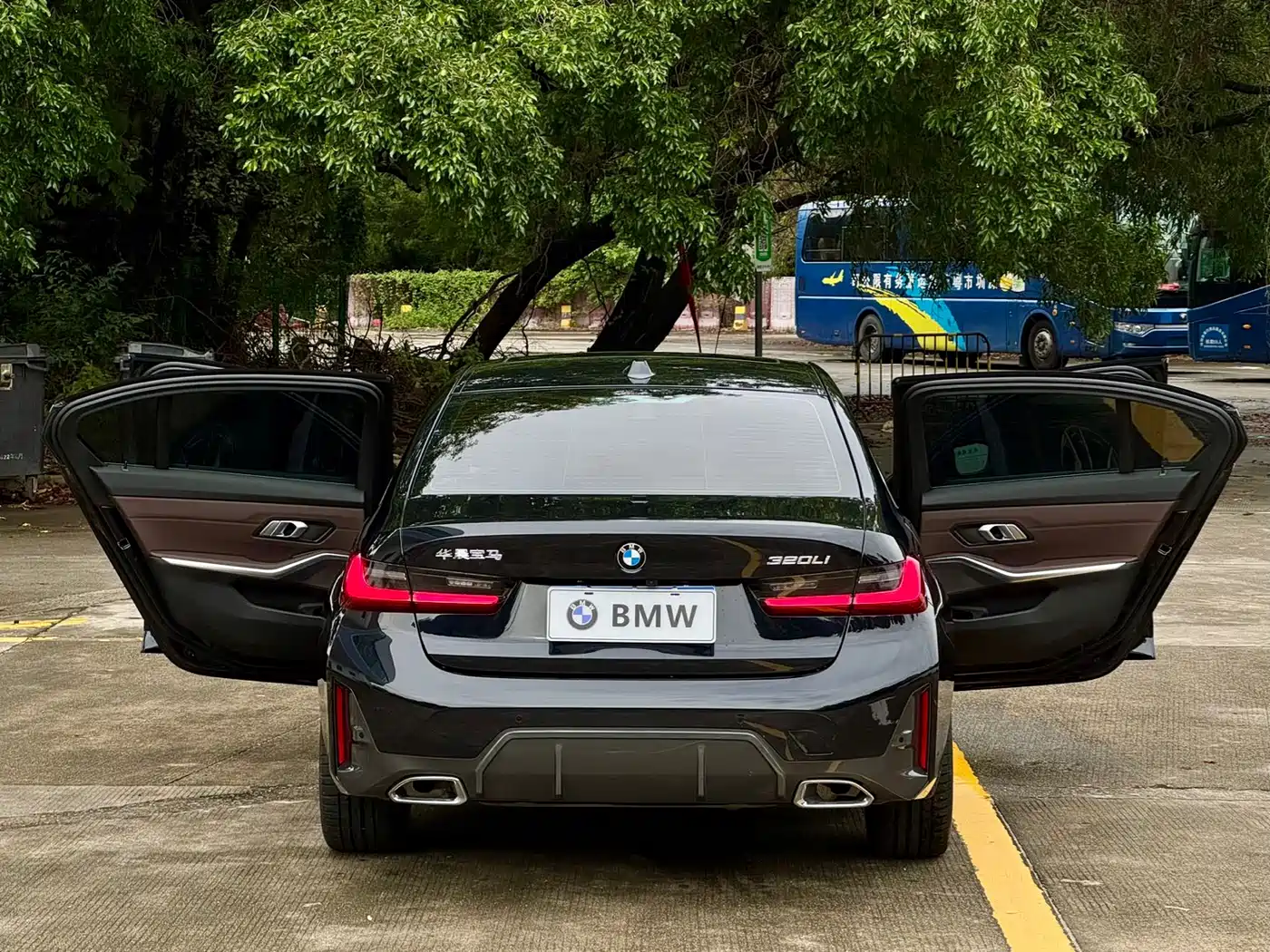 BMW 3 Series 2024 320Li M Sport Package фото 20