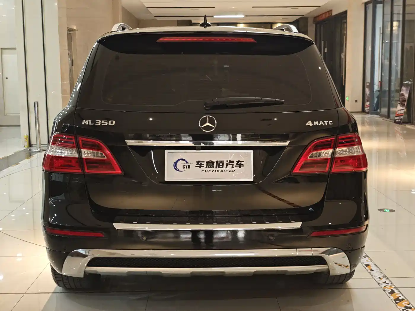 Mercedes-Benz M-Class 2012 Model ML 350 Luxury фото 17