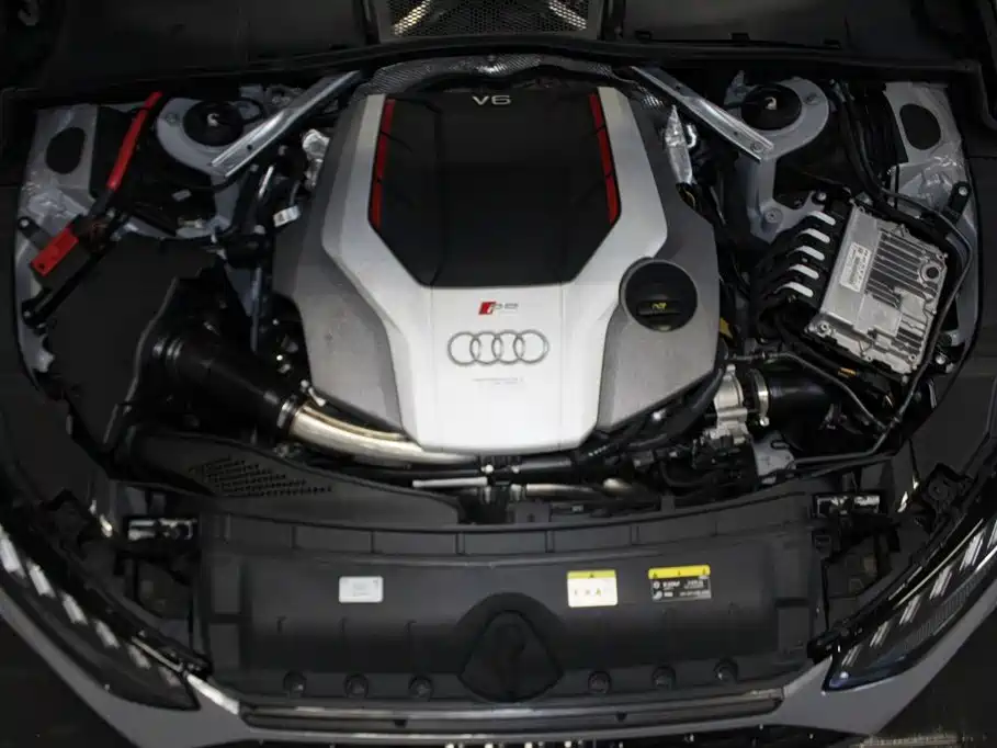 Audi RS 4 2024 2023 RS4 Avant Regular Edition