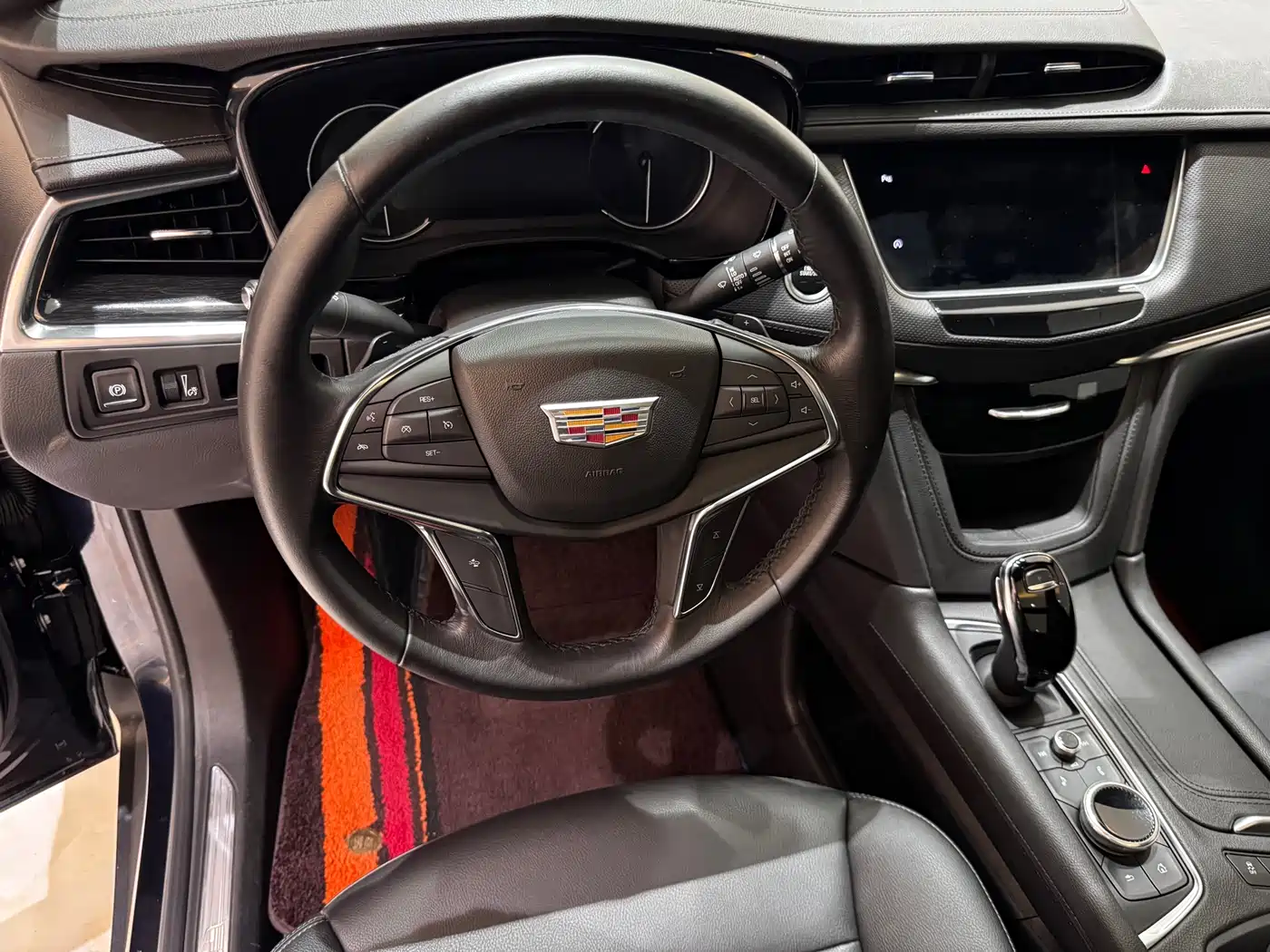 CADILLAC XT5