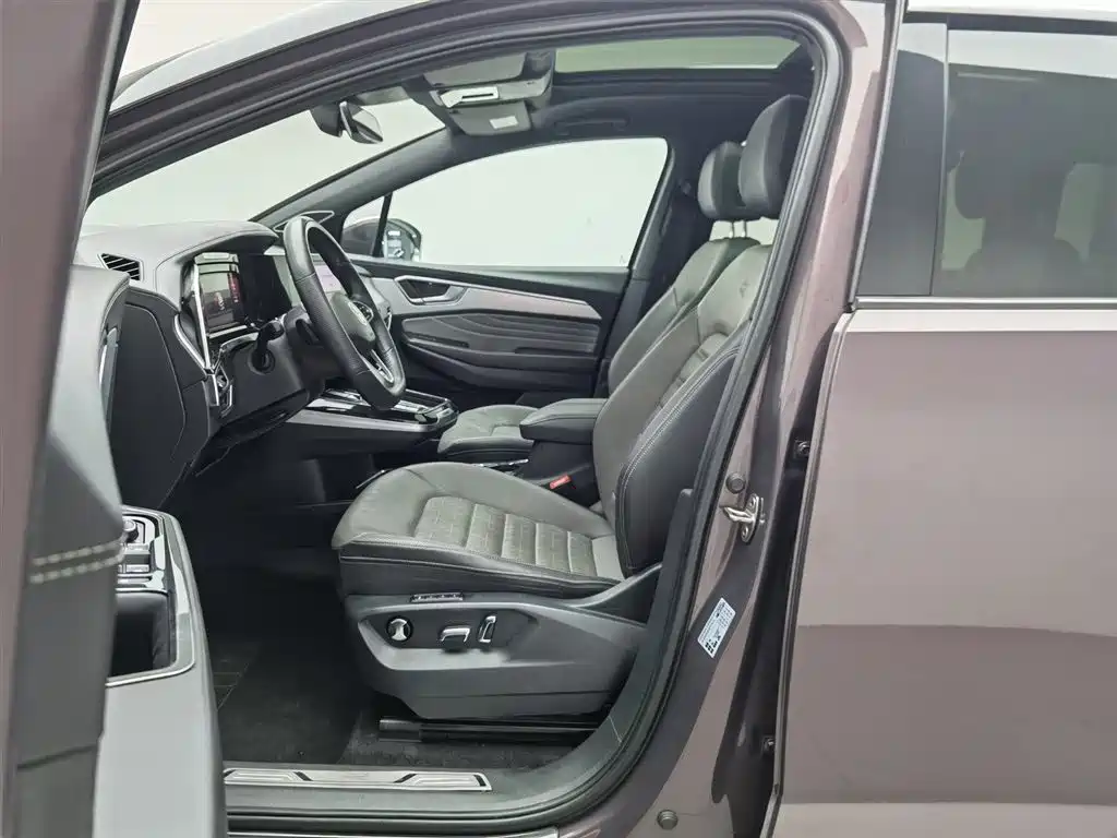 Volkswagen Talagon 2021 380TSI 4WD R-Line Explorer Edition фото 10