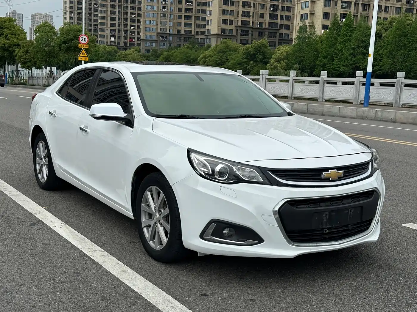 Chevrolet Malibu 2018 530T Automatic Luxury Edition фото 3